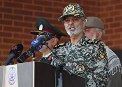 فرمانده کل ارتش: ناوگروه ۸۶ ماموریت‌های دریایی ایران را به اوج بالندگی رساند