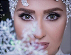 لباس عروس خاص و عربی زهره فکور صبور را دیده بودید؟ /سنگ دوزی‌های ماهرانه اش را دل بدید!
