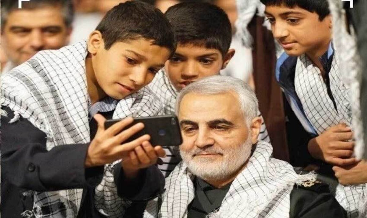 حاج قاسم فرمانده‌ای بود که انسانیت را ارج می‌نهاد