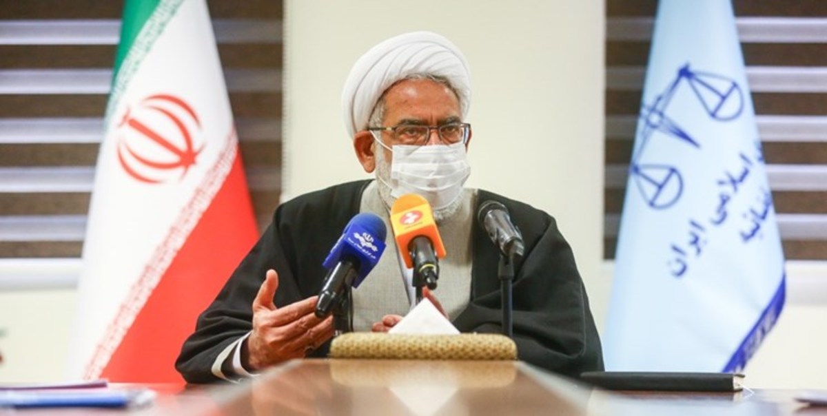 کولبر‌ها در بازارچه‌های مرزی شاغل شوند/سودکولبری در جیب قاچاقچیان