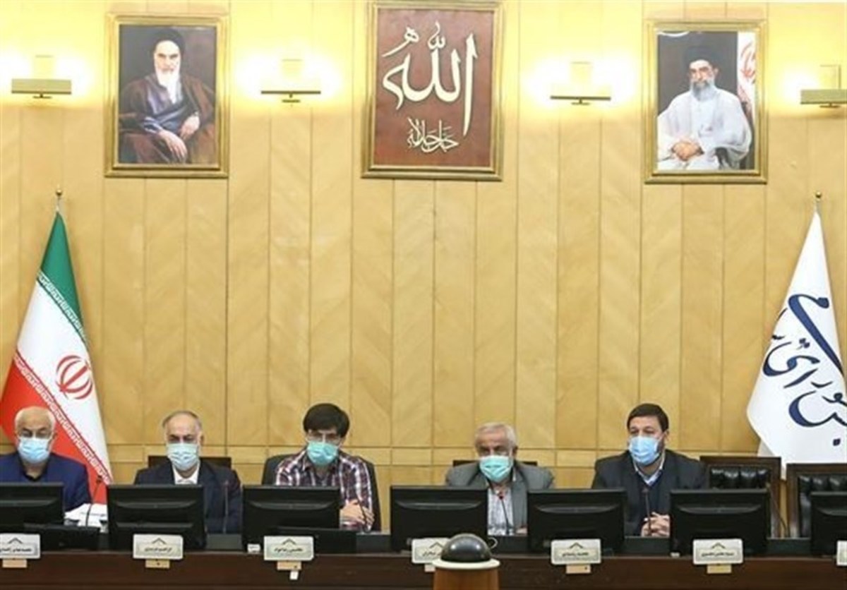 جزئیات جلسه تلفیق بودجه از توضیحات دولت درباره حذف ارز ۴۲۰۰ تا سهم صندوق توسعه ملی