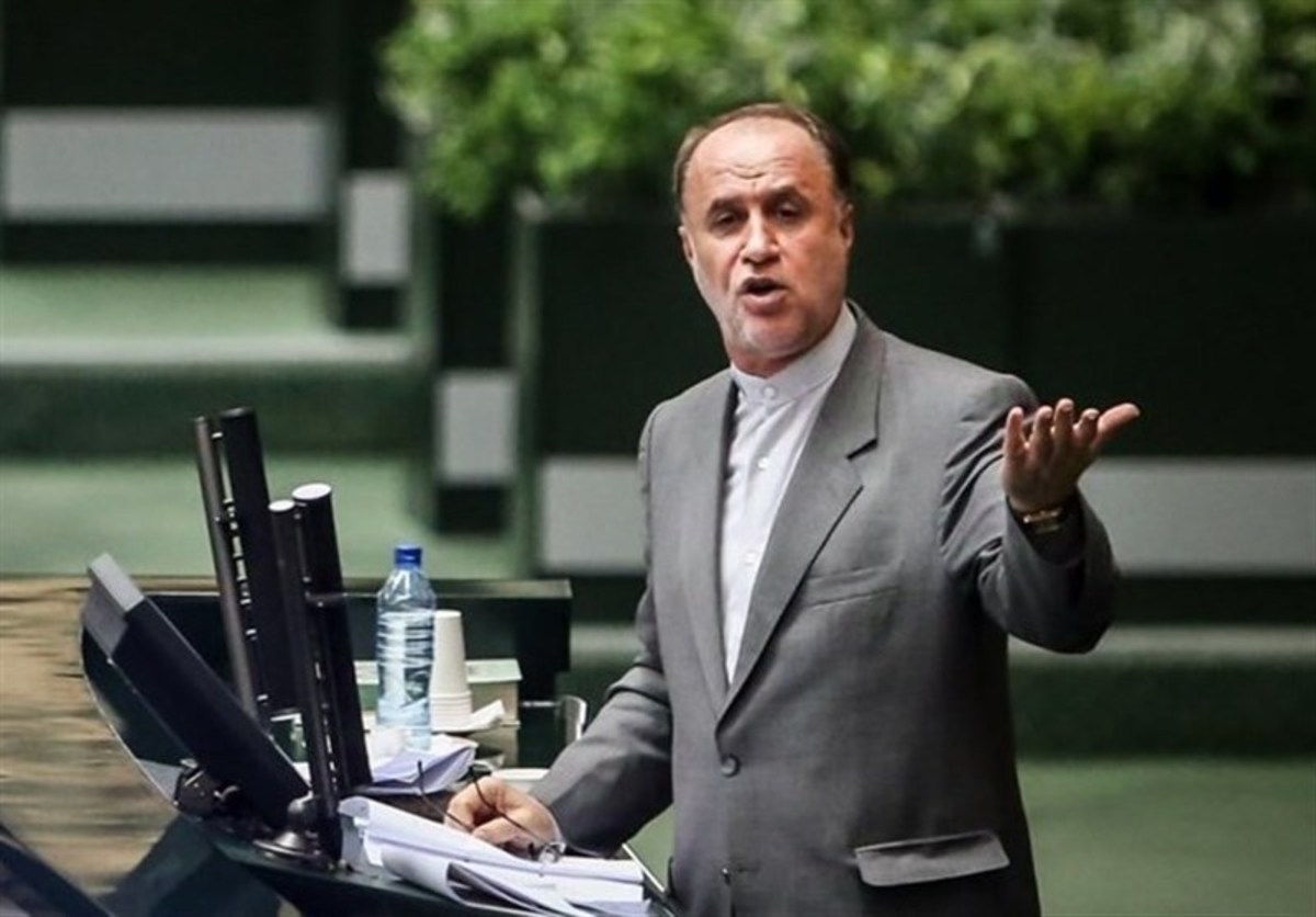 حاجی بابایی: دولت قصد دارد رشد ۸ درصدی اقتصاد را رقم بزند
