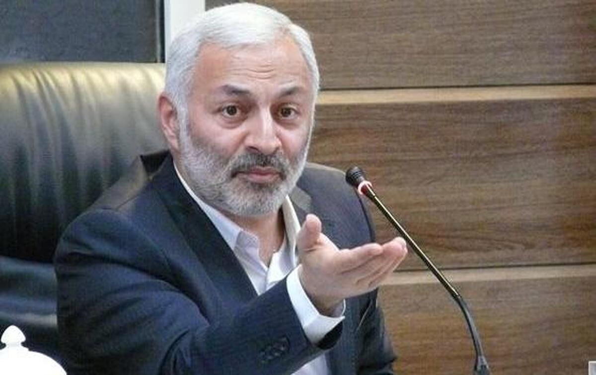 ارز ۴۲۰۰ تومانی به جیب دلالان رفت/ مجلس برای حذف رانت عظیم ارزی با دولت همراه است