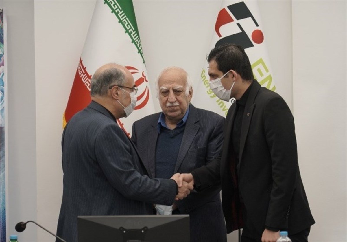 قرارداد احداث نیروگاه ۹۱۳ مگاواتی لامرد امضا شد