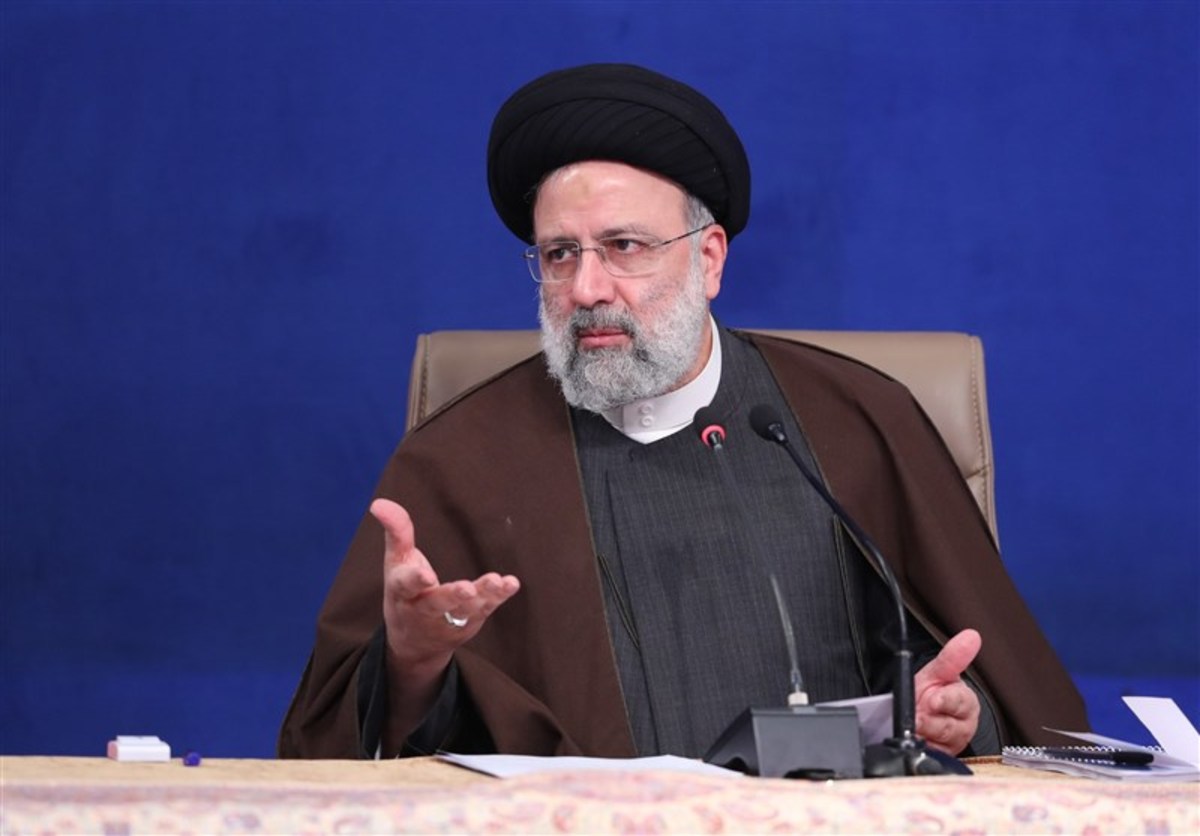 نشست رئیس جمهور با فعالان فرهنگی و اجتماعی استان قم آغاز شد