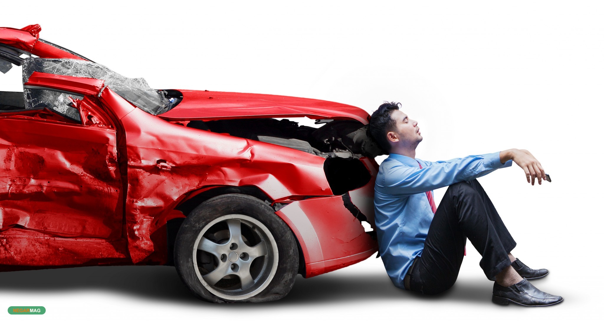 بعد از تصادف خودرو چه باید کرد؟