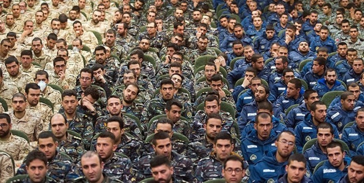انتقاد از مصوبه کمیسیون تلفیق/ دبیر تحکیم وحدت: خرید سربازی، عدالت اجتماعی را خدشه‌دار می‌کند