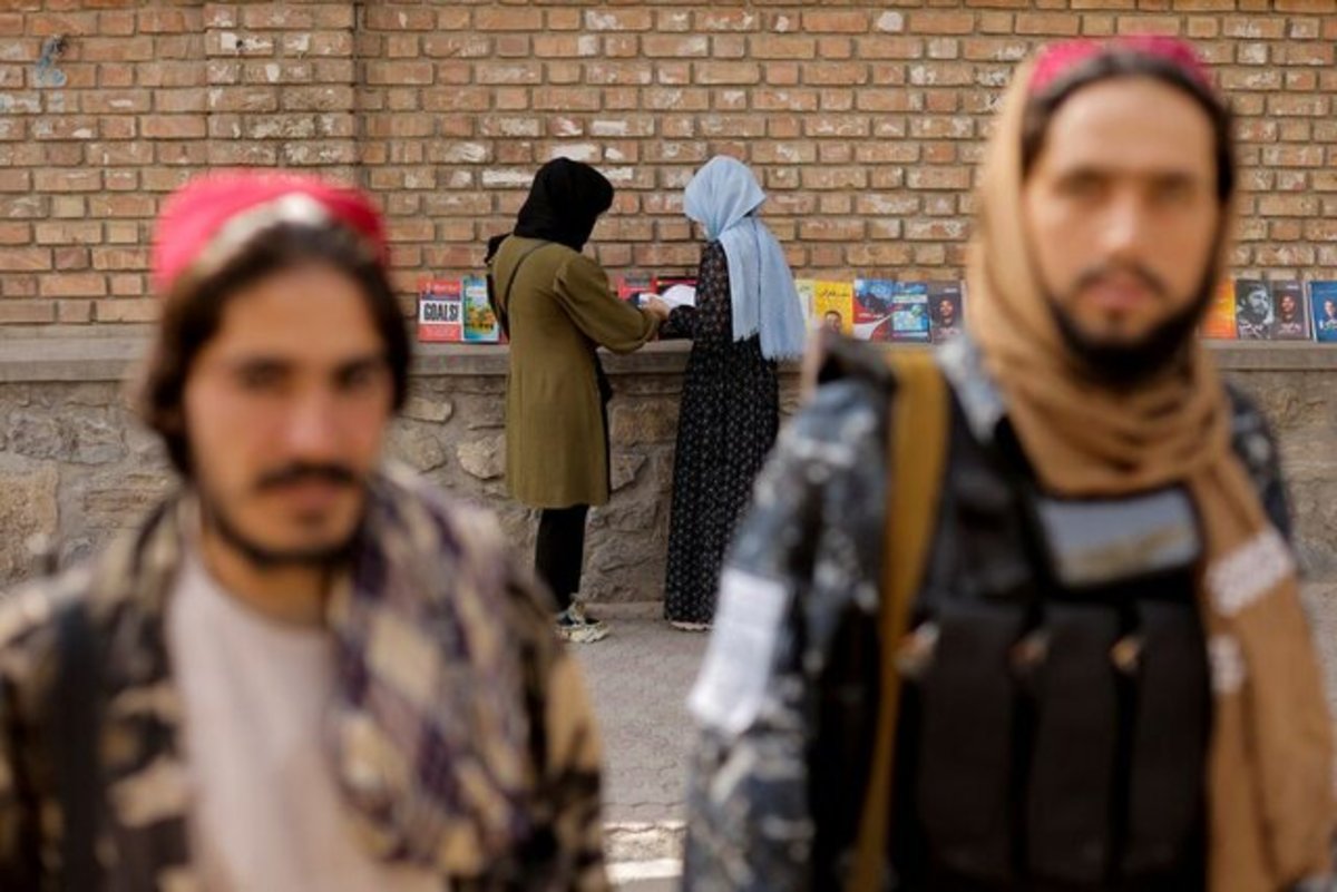 طالبان دانشگاه‌های دولتی را بازگشایی می‌کند، اما هیچ سخنی از دانشجویان خانم نیست