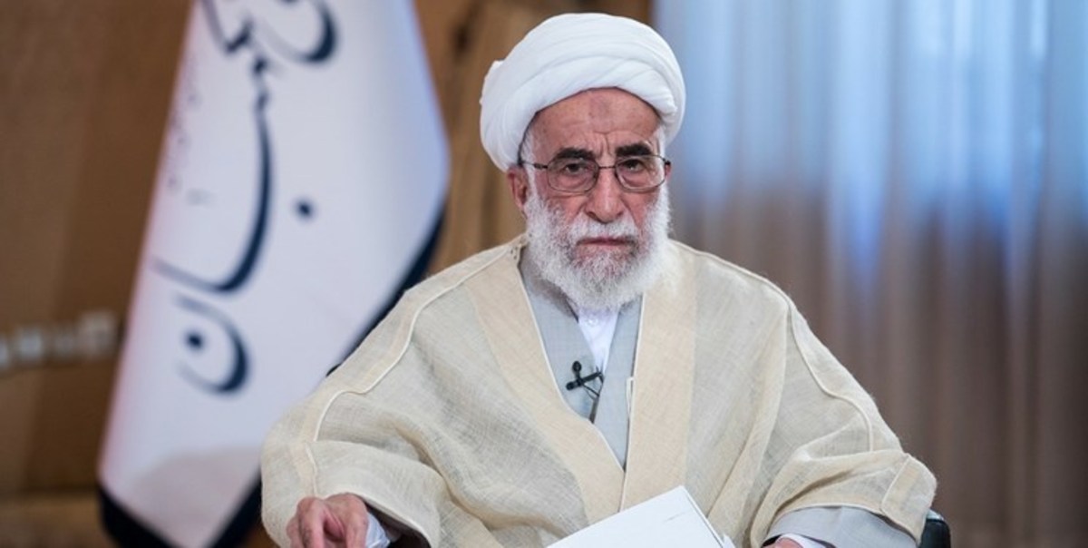 رحلت آیت‌الله گلپایگانی برای اسلام و انقلاب اسلامی یک خسران محسوب می‌شود