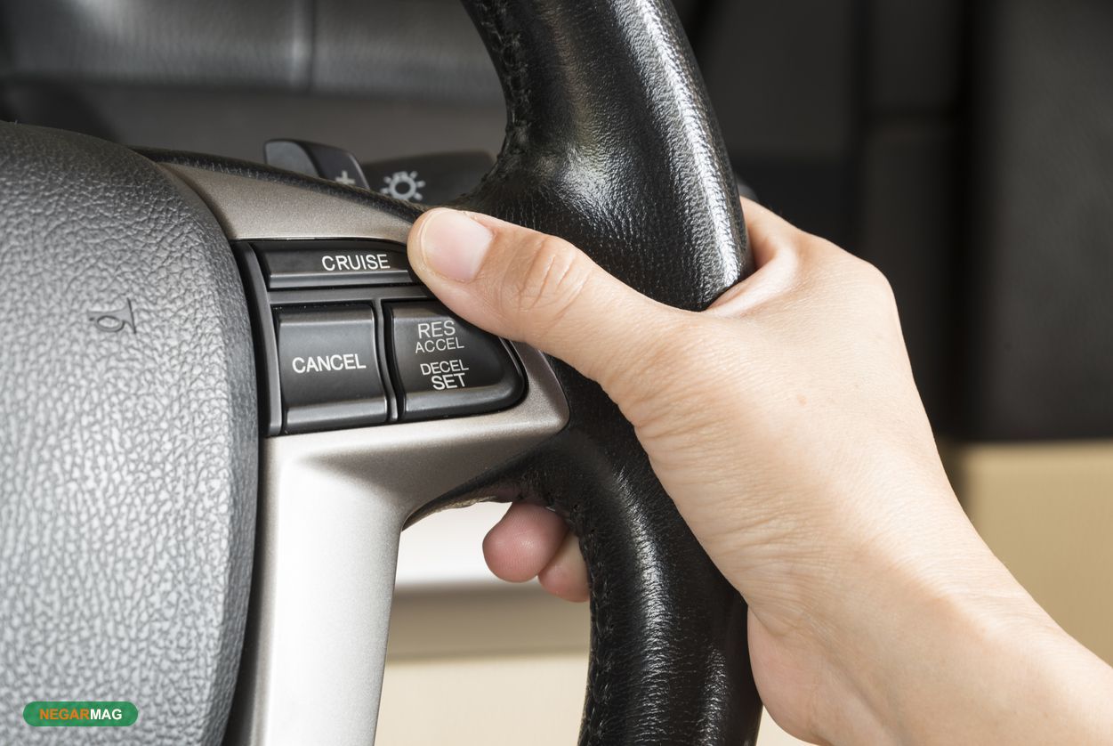 سیستم کروز کنترل در خودرو‌ها چگونه کار می‌کند؟