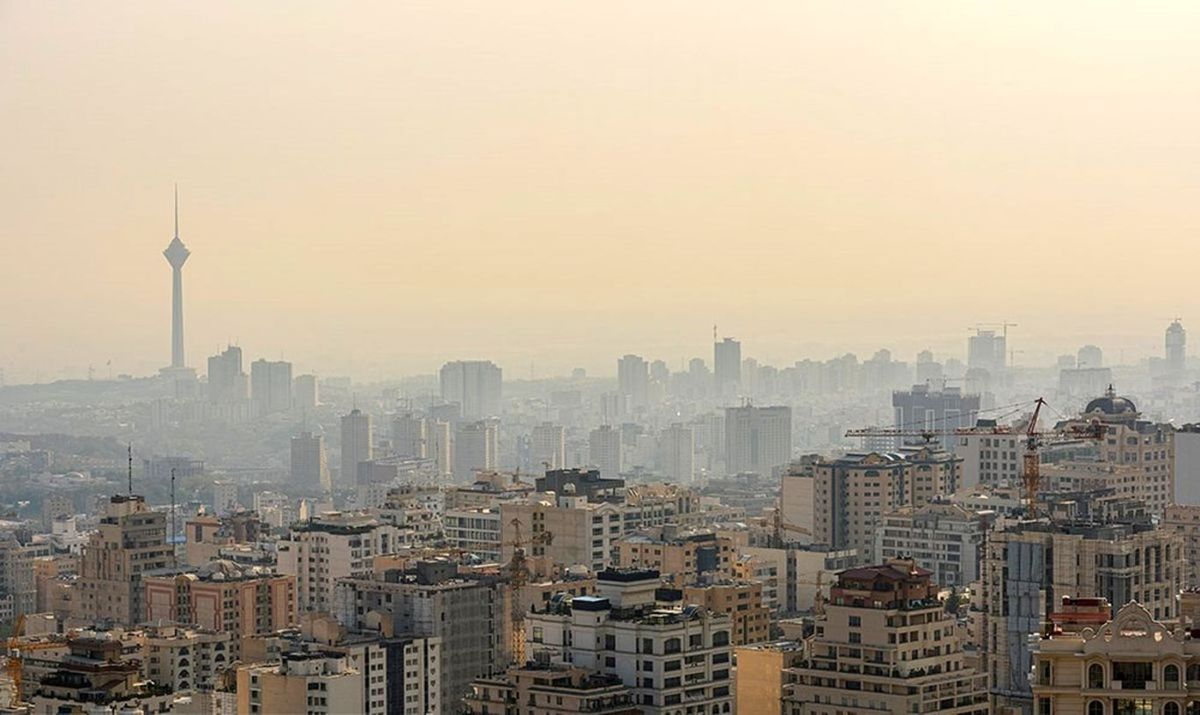 وضعیت قرمز ۱۵ ایستگاه کیفیت هوای تهران