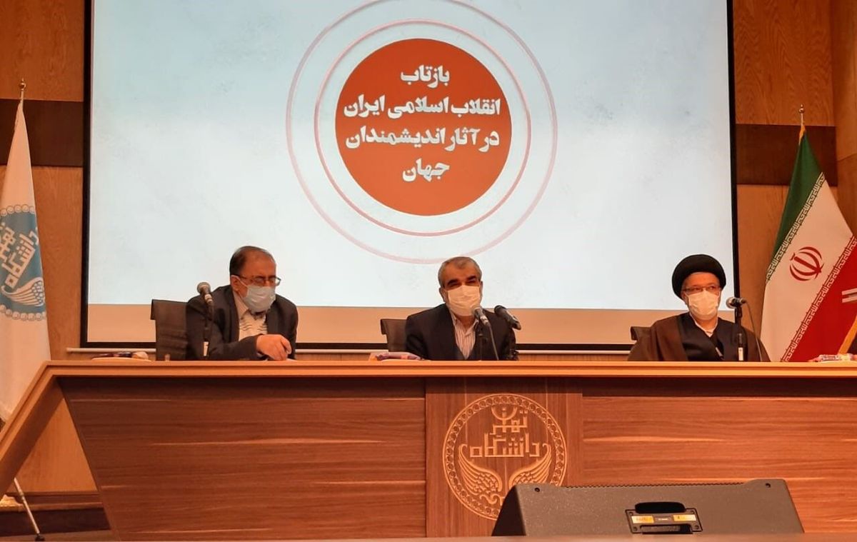 روز‌های شکوفایی انقلاب اسلامی در پیش است