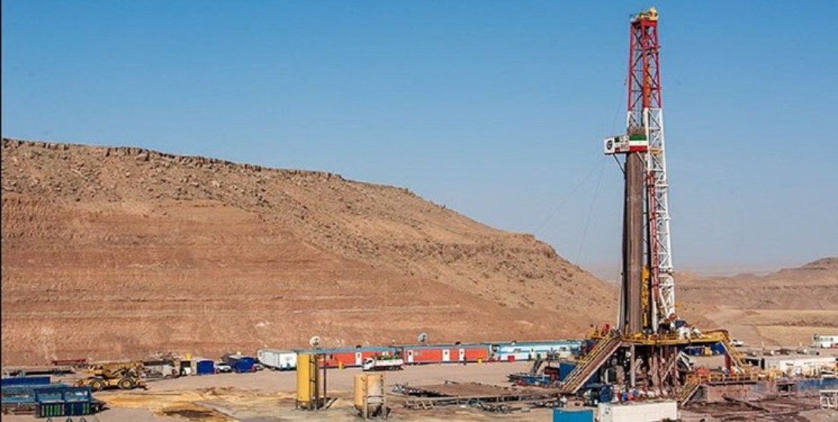 امضا قرارداد توسعه و بهره‌برداری از میدان نفتی سهراب