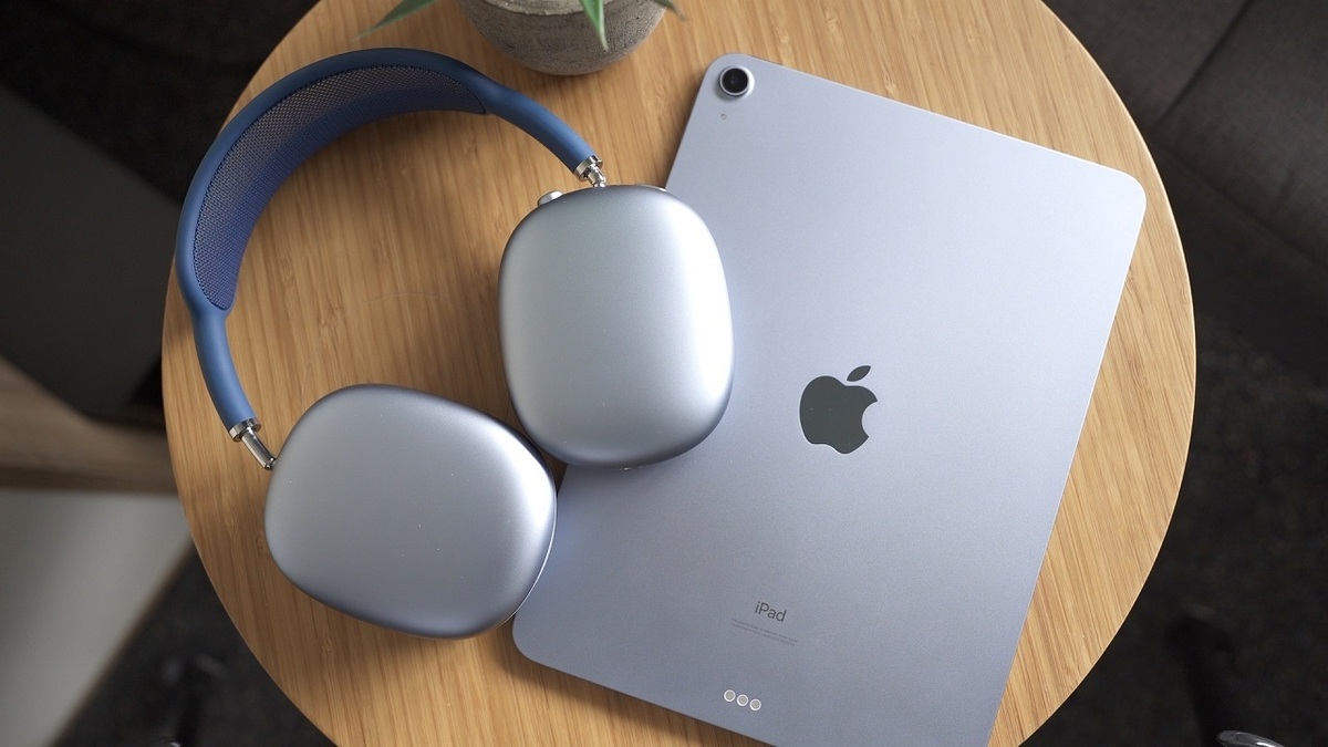 AirPods Max ۲ به جای دکمه چرخان از کنترل‌های لمسی استفاده می‌کند