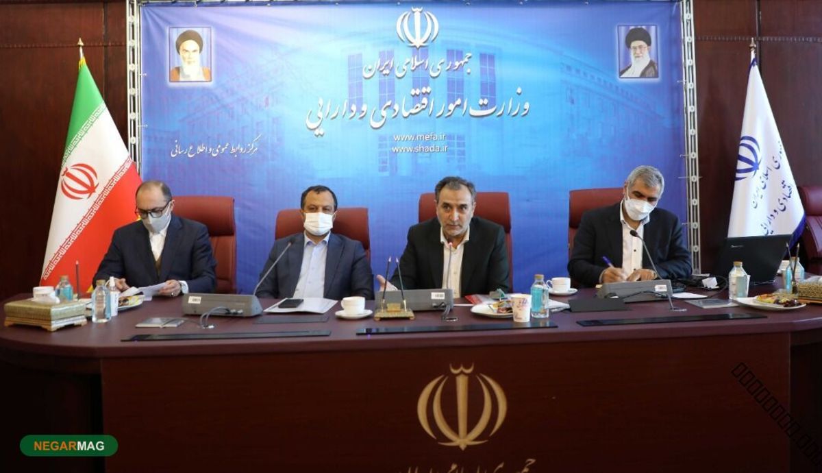 برخی مسئولان قبلی با امضای یک قرارداد ده‌ها میلیارد دلار به کشور خسارت زدند