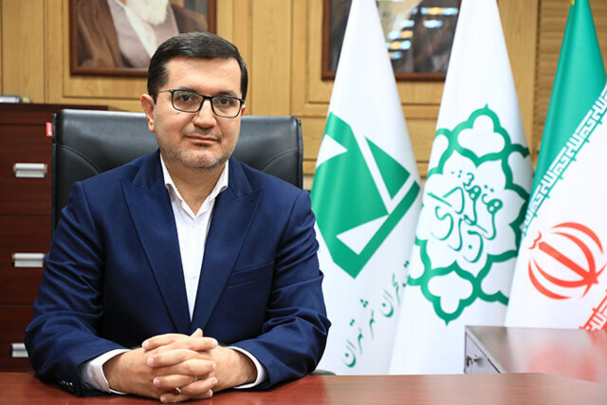 حضور ناظران مدیریت بحران در مترو برای اخراج افراد دارای علائم کرونا