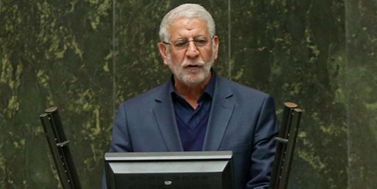 همترازان علمی معلمان در وزارتخانه‌های دیگر، دریافتی‌های بالاتری دارند