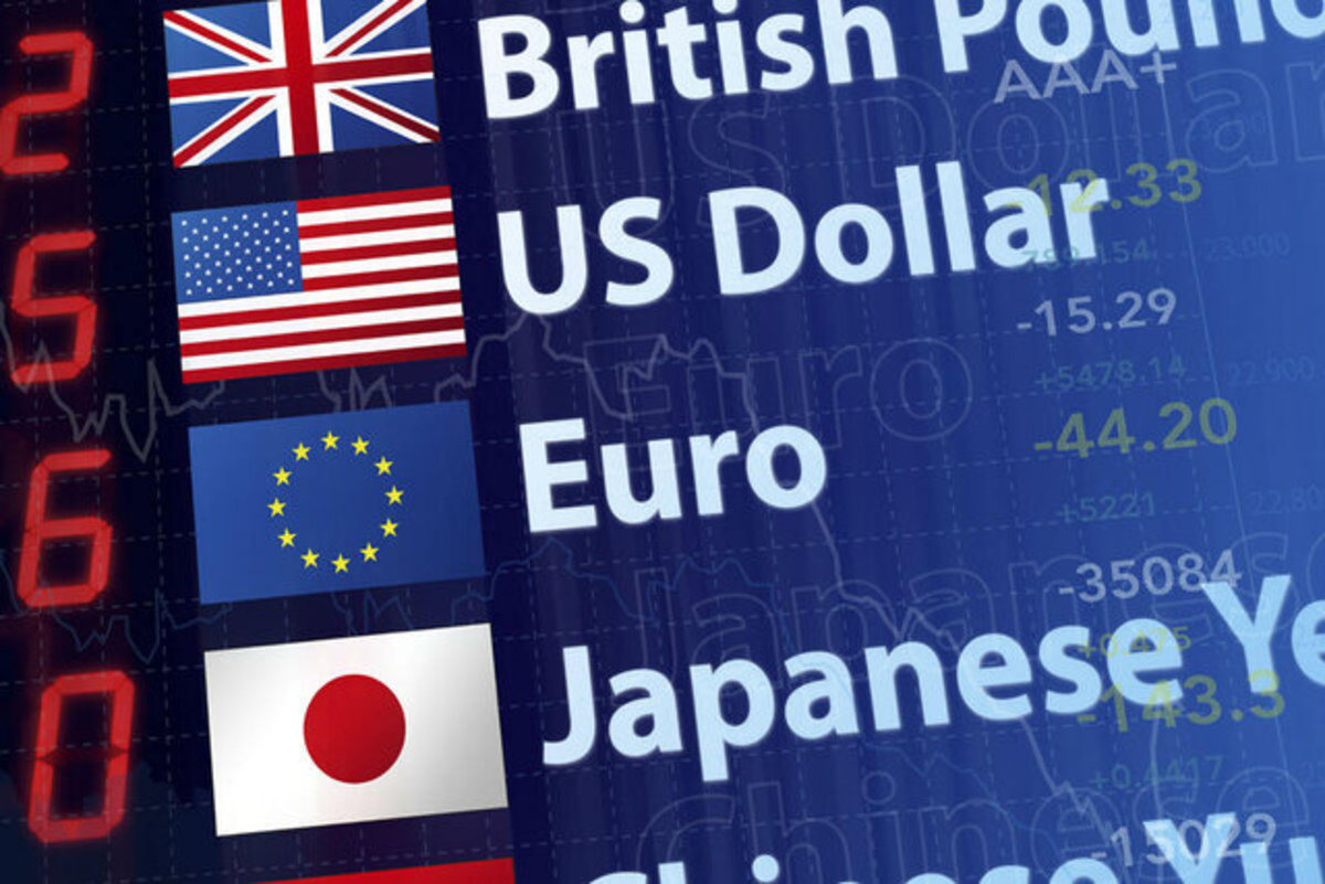 دلار ثابت ماند، اما یورو سقوط کرد