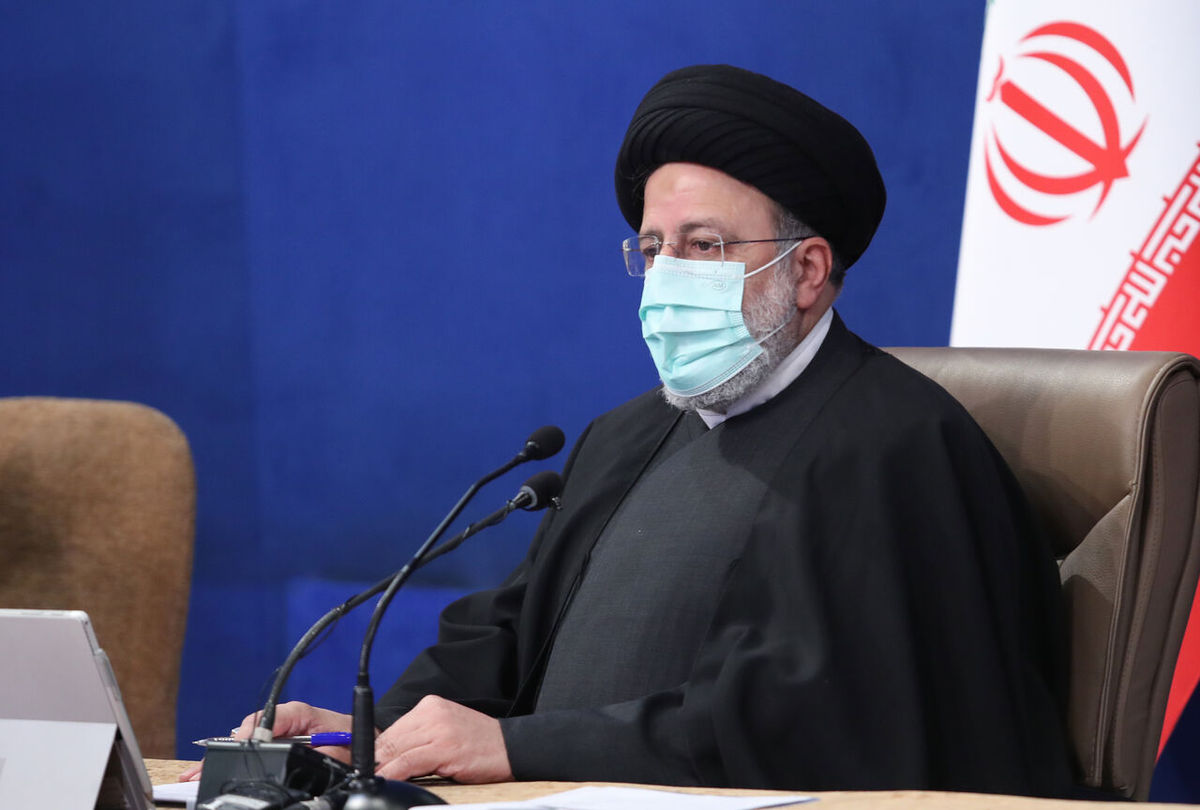 رییس جمهور: کنترل مستمر بازار کالا‌های اساسی ضروری است