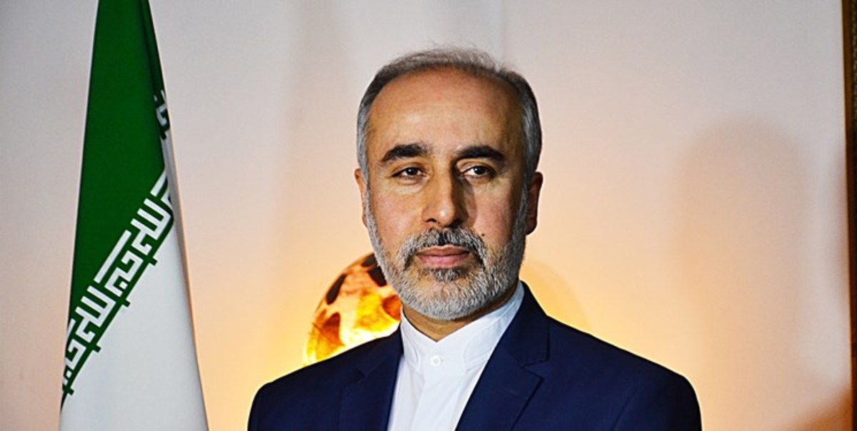 ملت یمن که در برابر تجاوز نامشروع خارجی از خود دفاع می‌کند، نه تروریست است و نه متجاوز