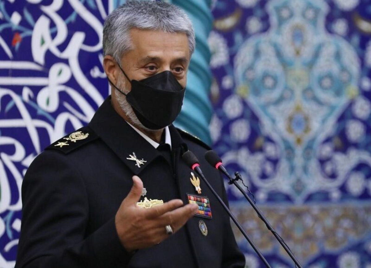 تاکید دریادار سیاری بر لزوم توجه به پیشکسوتان طب رزم
