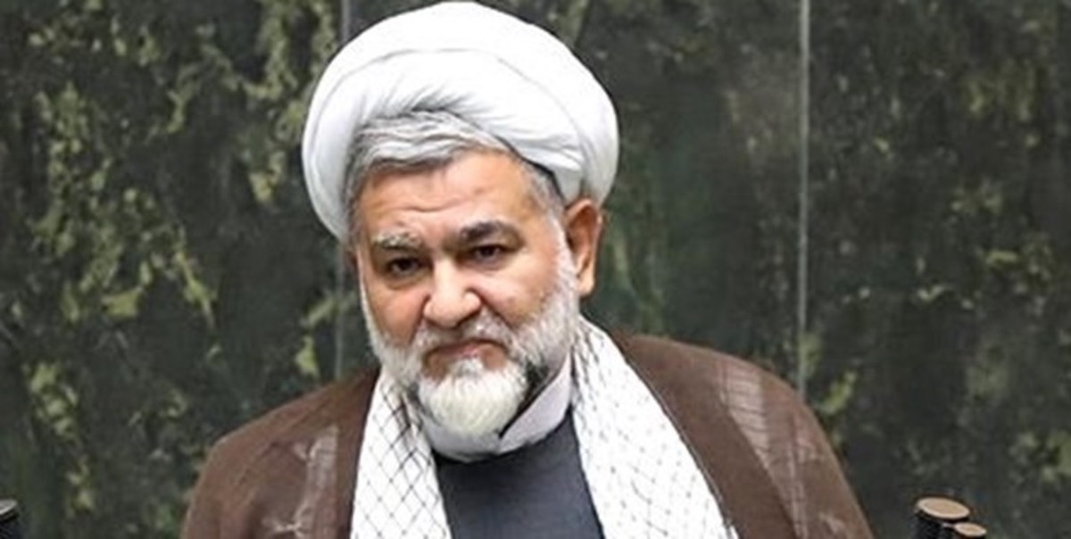 نباید خودروسازی را دست نورچشمی‌ها و افراد خاص بدهیم