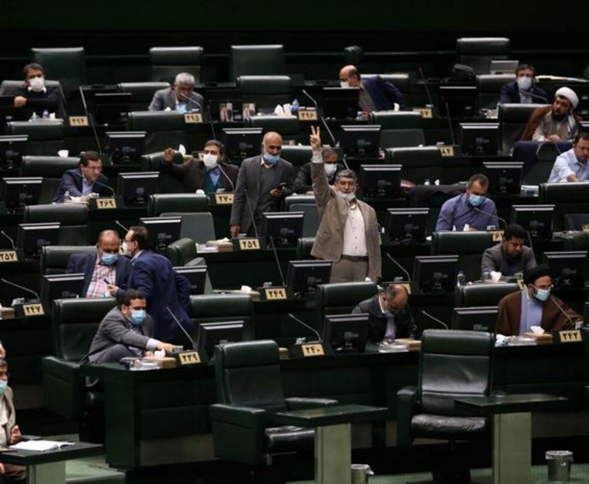 وزارت نفت قیر رایگان به پالایشگاه‌ها می‌دهد