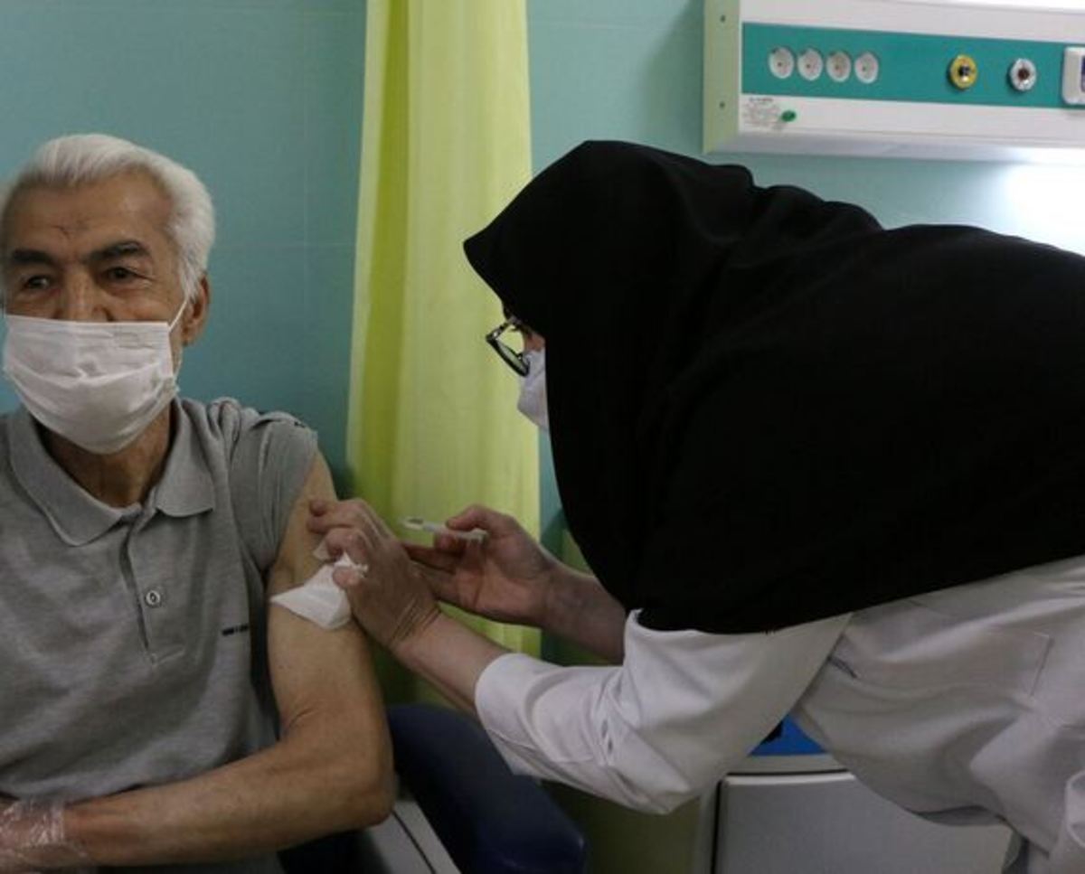 واکسیناسیون کرونا یکی از دستاورد‌های سترگ دولت سیزدهم است
