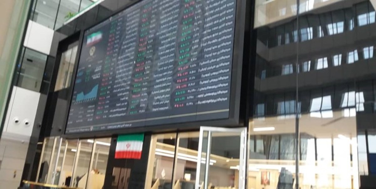رشد ۵۸۰ درصدی ورود پول حقیقی به بورس/ گذر شاخص کل بازار سرمایه از کانال ۱.۳ میلیون واحدی