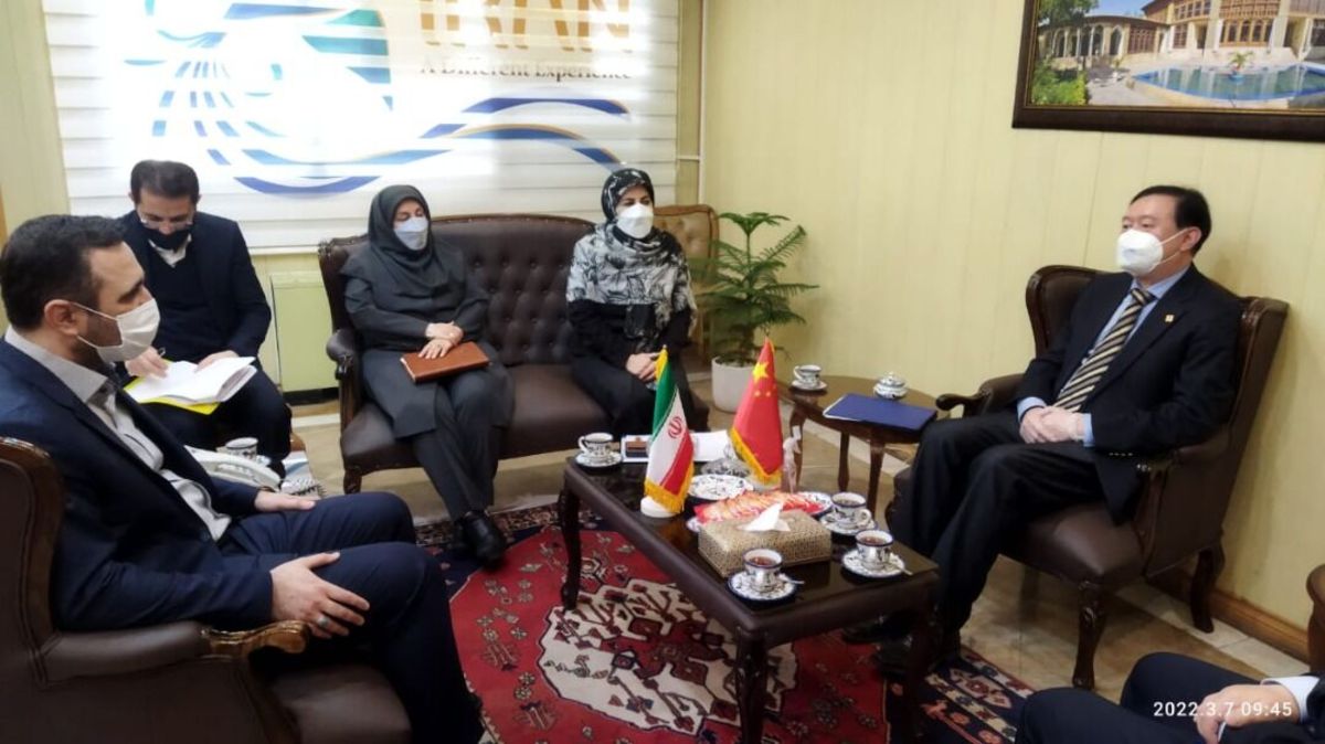 سفیر چین در تهران: اسکی و خطوط راه‌آهن ایران جاذبه‌های مورد توجه چینی‌ها است