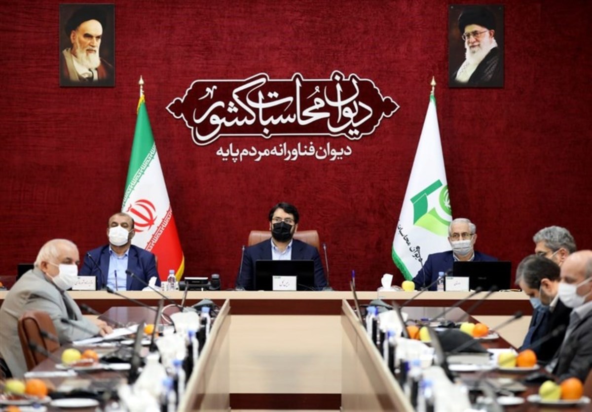 جلسه شورای راهبردی دستگا‌ه‌های نظارتی با حضور وزیر راه و شهرسازی برگزار شد