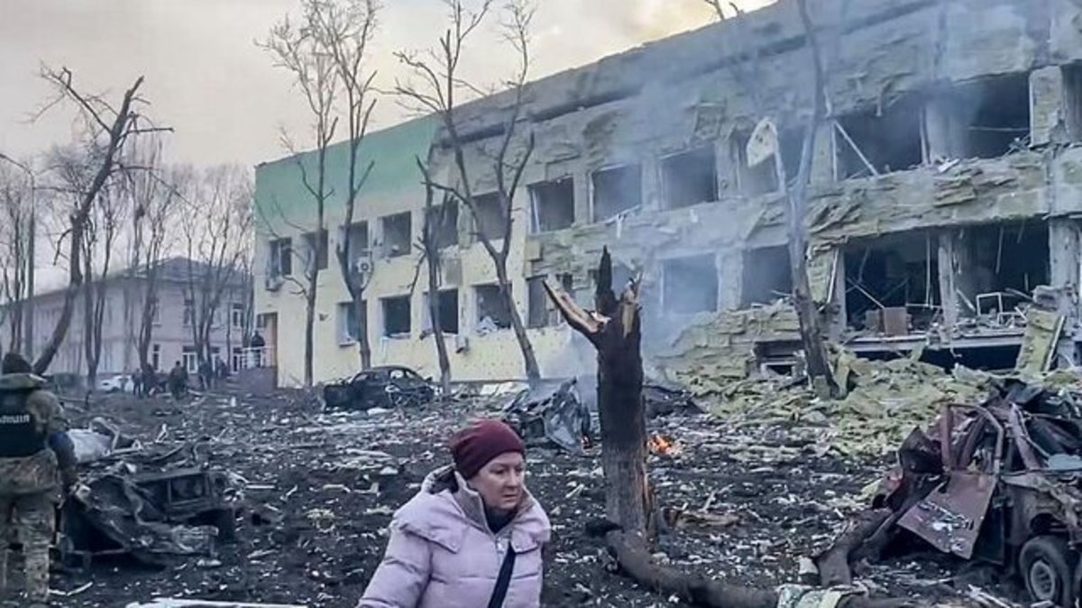 سفارت روسیه حمله به بیمارستان ماریوپل را خبر «ساختگی» خواند