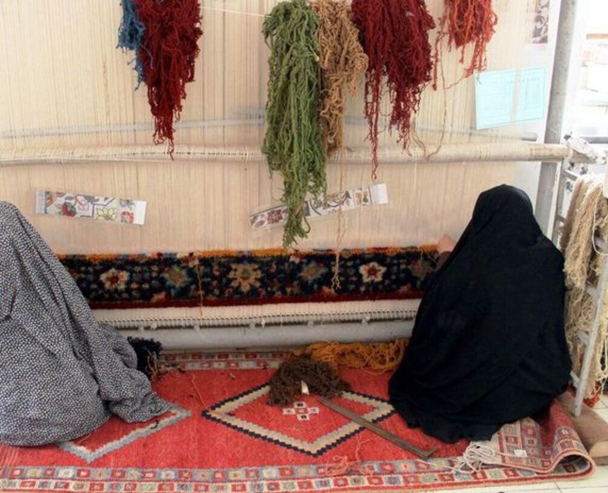 کارت مهارت فنی برای شاغلان صنایع دستی حذف شود
