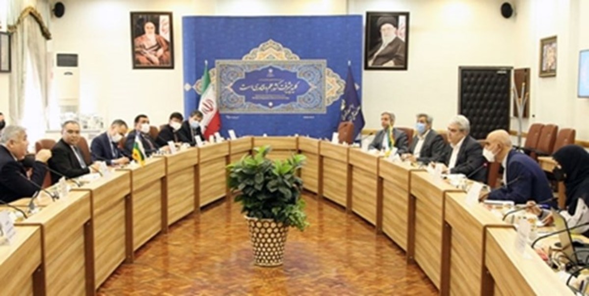 معاون علمی و فناوری رییس‌جمهوری در دیداربا وزیر توسعه نوآوری ازبکستان: تبادلات فناورانه میان کشور‌ها توسعه‌آفرین است