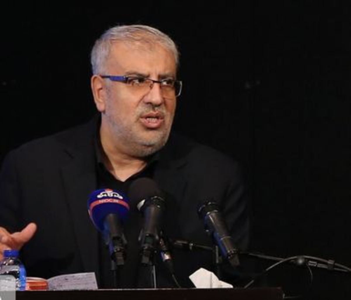 مشتریان پایدار تازه‌ای برای نفت ایران پیدا شده است/ تنوع‌بخشی به بازار صادراتی فرآورده‌های نفتی