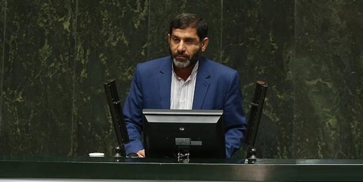 گیلانی: اعتماد و مذاکره مستقیم با آمریکا ساده لوحی است