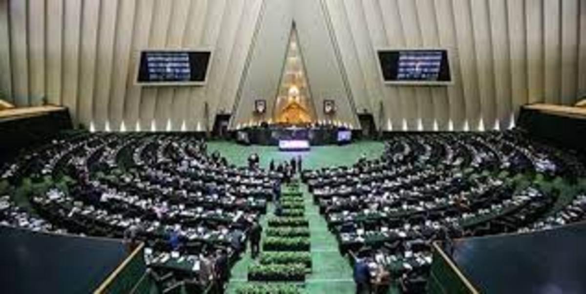 مجلس آماده مانع برداری در مسیر خدمتگزاری دولت سیزدهم به مردم است