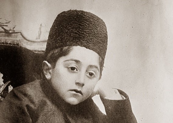 پادشاهی که احمد عَلاف خوانده شد