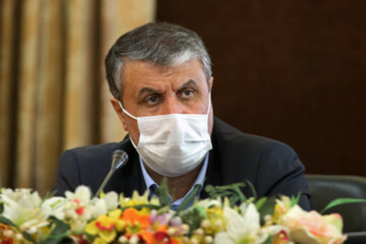 وزیر راه: ایرلاین‌ها تا رفع اختلاف نظر از افزایش قیمت بلیت خودداری کنند