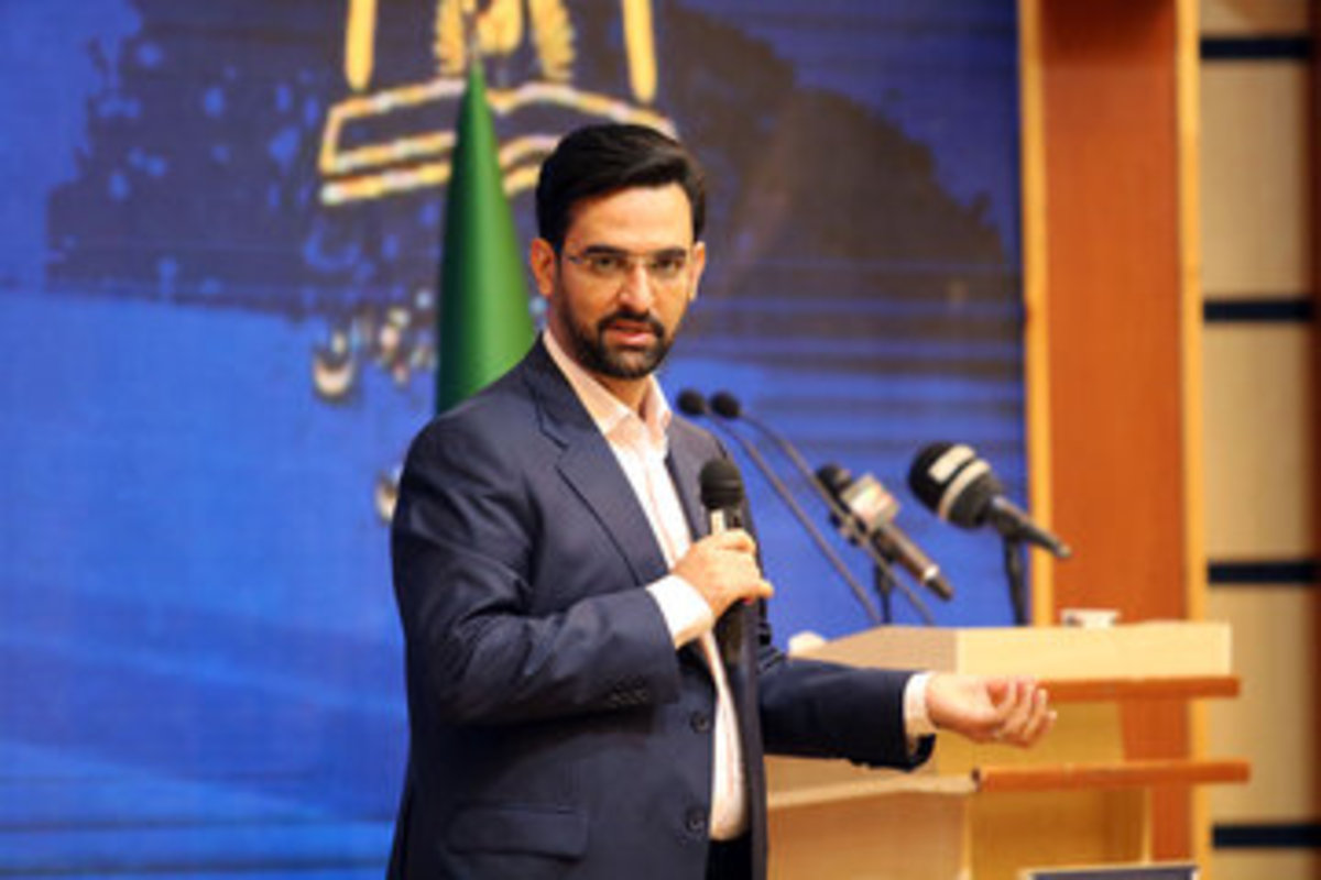 نمی‌توان از تحولات بزرگ رخ داده در زیرساخت‌های فضای مجازی چشم‌پوشی کرد‌
