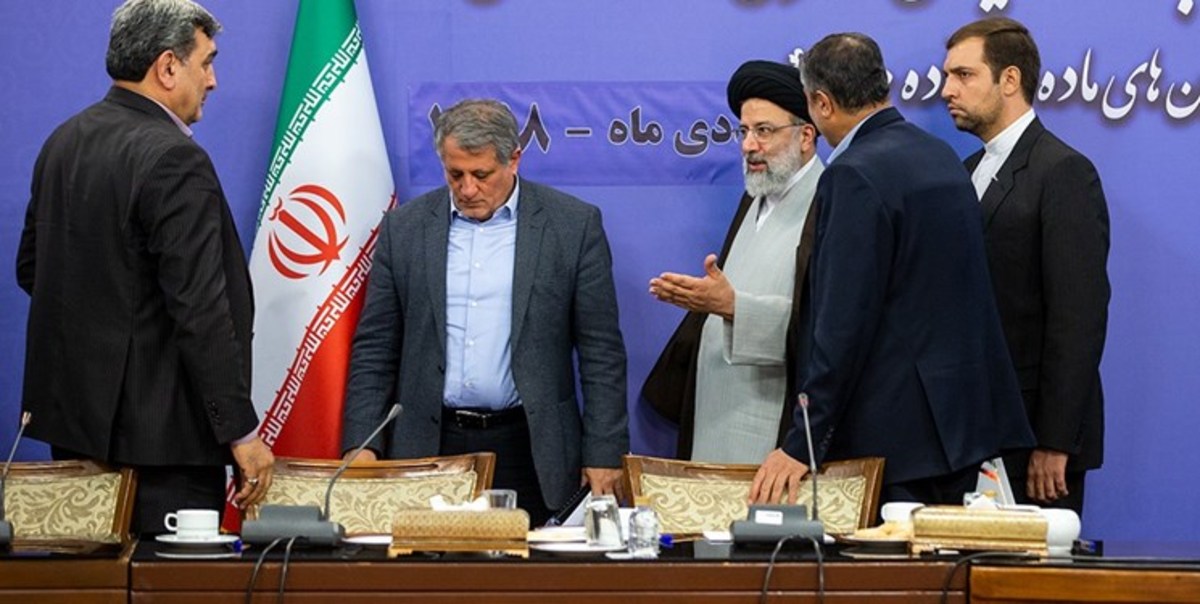 دعوت رئیس جمهور از حناچی برای حضور در جلسه هیات دولت/ شهردار تهران بعد از مدت‌ها در هیات دولت حضور می‌یابد