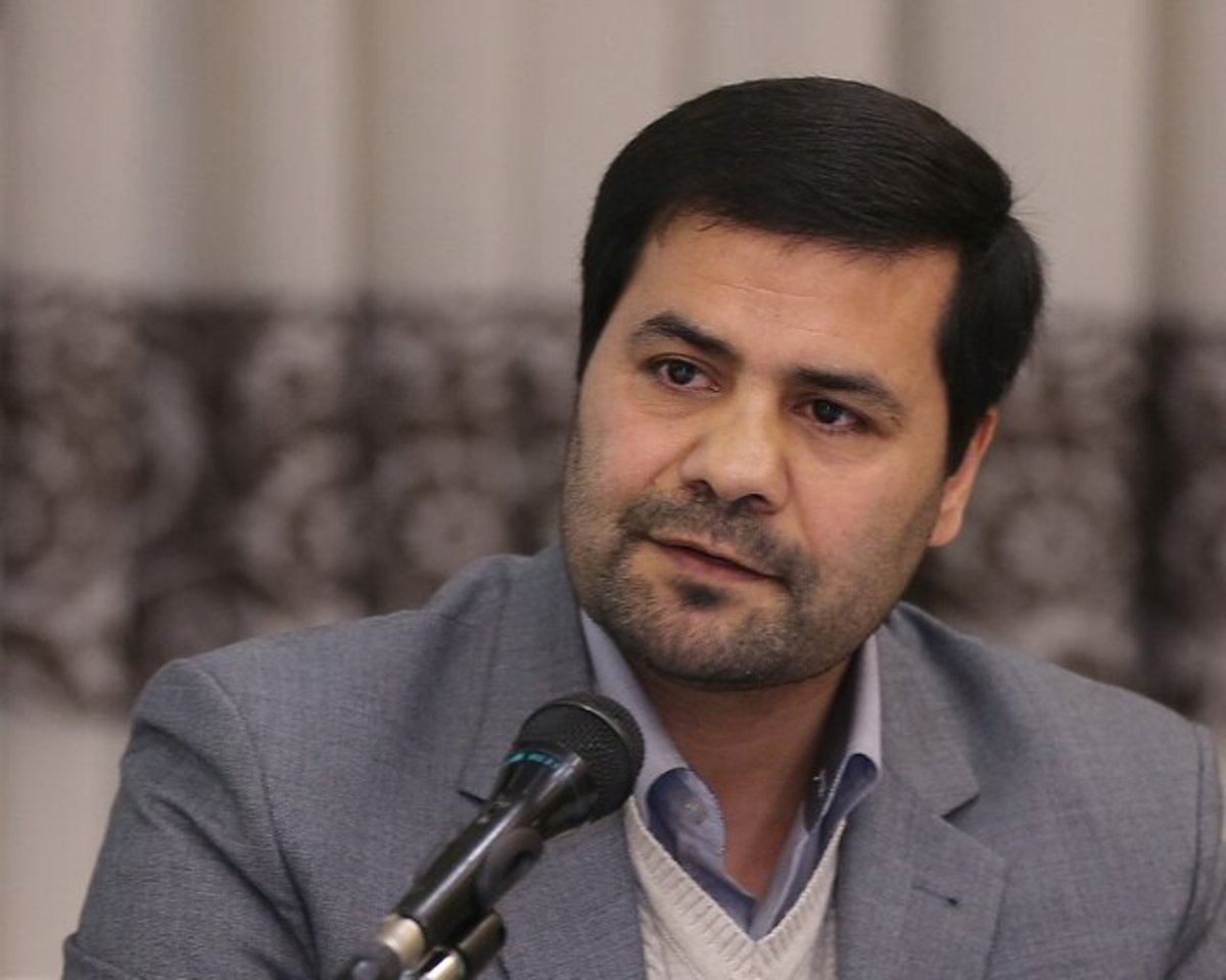 باقر انصاری حقوقدان: محتوای طرح حمایت از حقوق کاربران به هیچ وجه از کاربران حمایت نمی‌کند