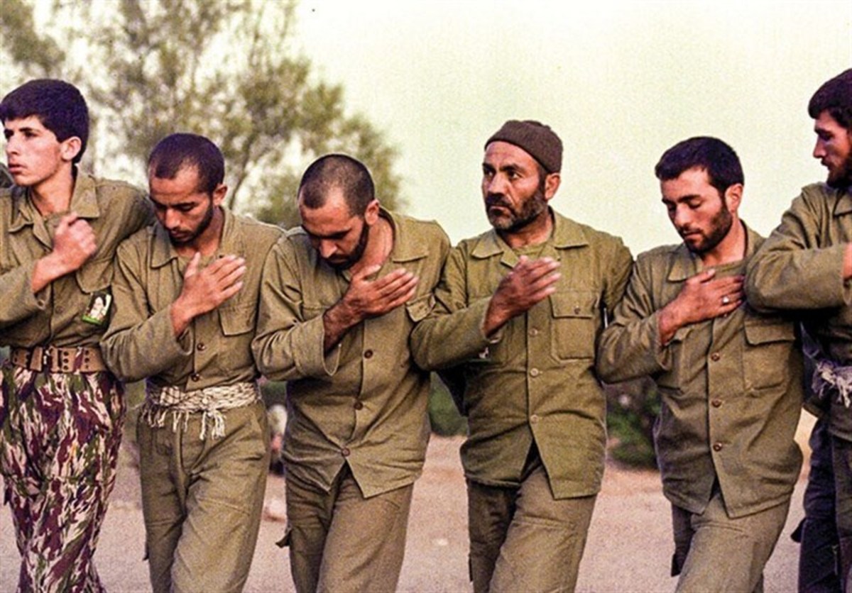 خاطرات شهدا|حکایت عزاداری رزمندگان دفاع مقدس زیر گلوله‌های رسام دشمن/توصیه شهید حاج کاظم رستگار به عزاداران چه بود؟