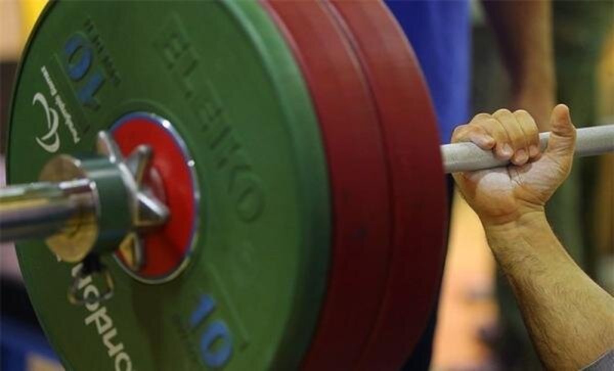 تجلیل از ورزشکاران پارالمپیکی استان تهران پیش از اعزام به توکیو