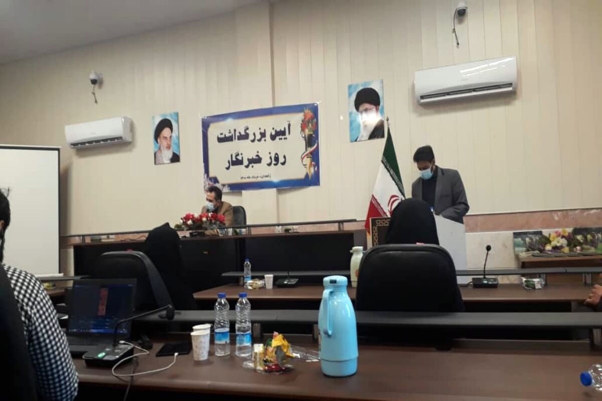 خبرنگاران و اصحاب رسانه فراهم‌کنندگان اسباب توسعه هستند