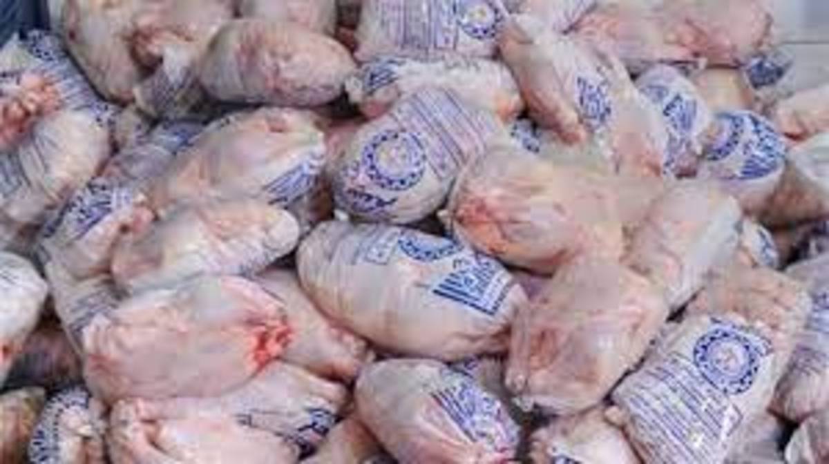 توقیف ۲ تُن مرغ فاقد مجوز در قزوین