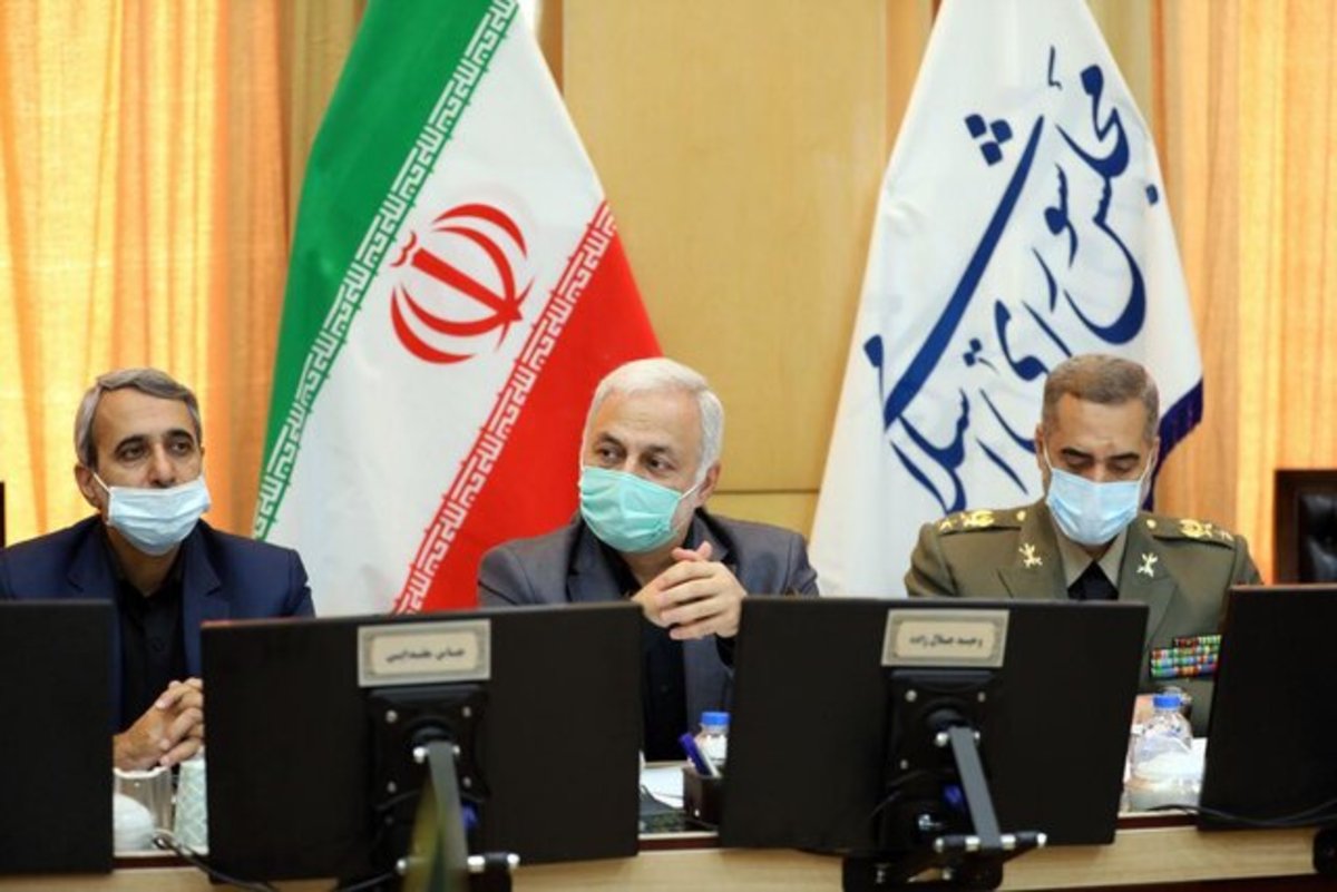 جایگاه صنعت دفاعی را در تمامی حوزه‌های علمی و فناورانه ارتقا می‌دهیم