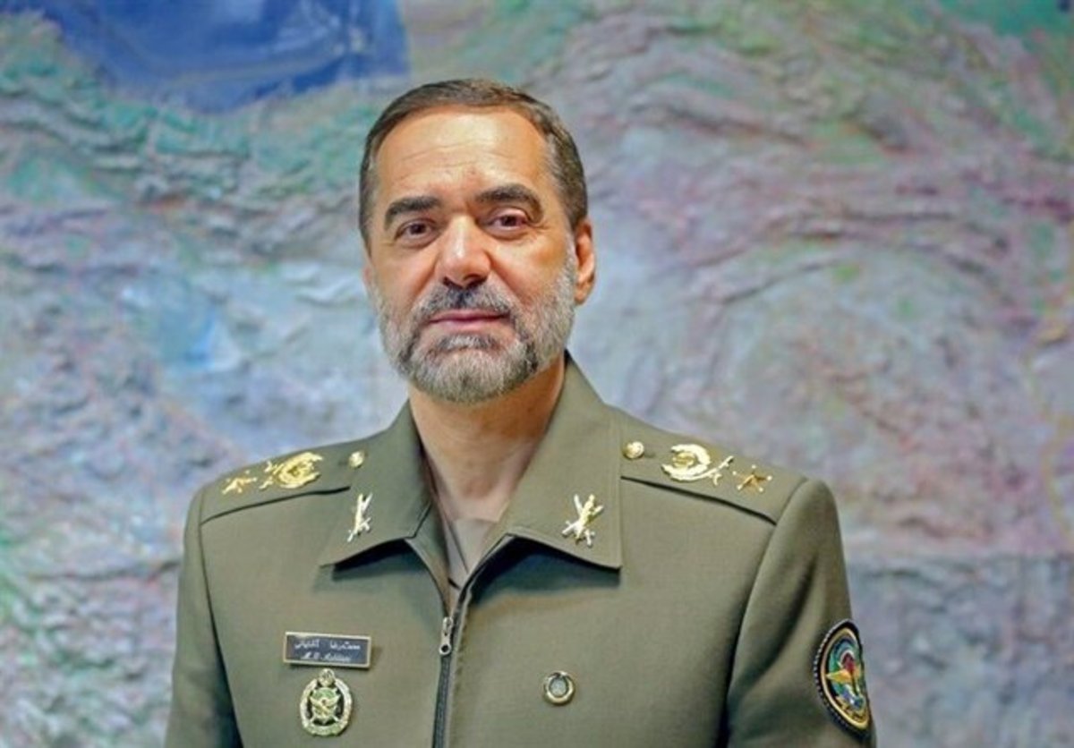 امیر سرتیپ آشتیانی در هیچ یک از شبکه‌های اجتماعی فعالیت ندارد