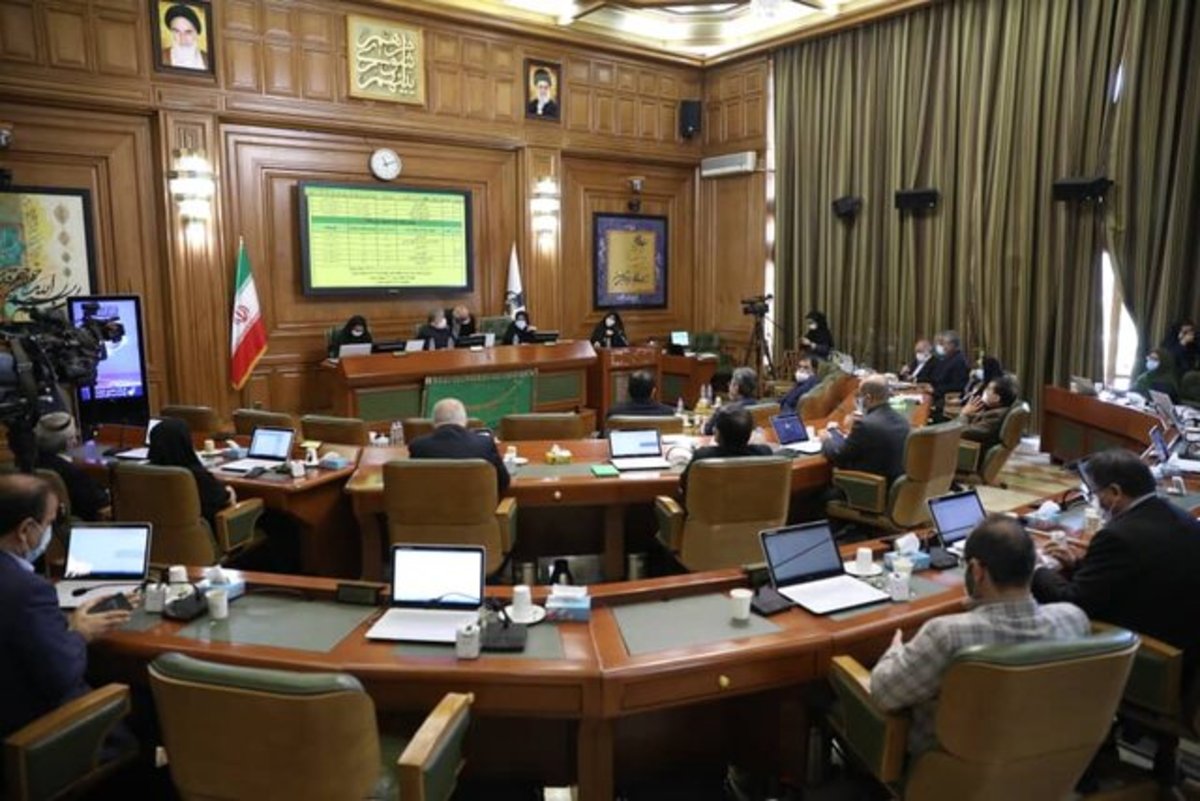 تصویب مشروط گزارش حسابرسی شرکت ارتباط مشترک شهر برای سال مالی ۹۴