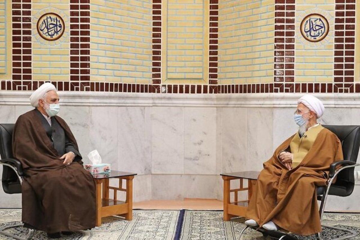 نیازمند رهنمود‌های علما برای حل مسائل پیچیده قضایی هستیم